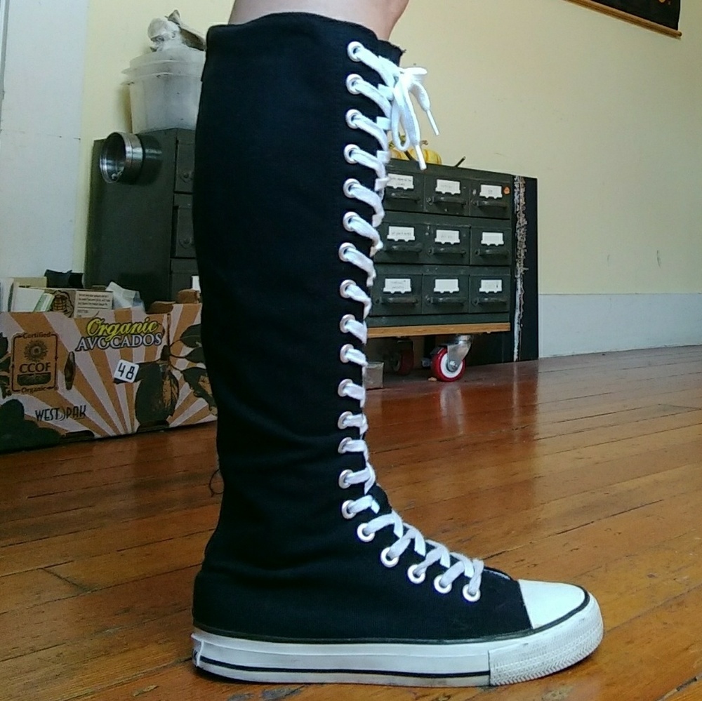 Airwalk tall Converse-like lace up boots/sneakers